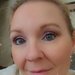 Meet your Posher, Eileen